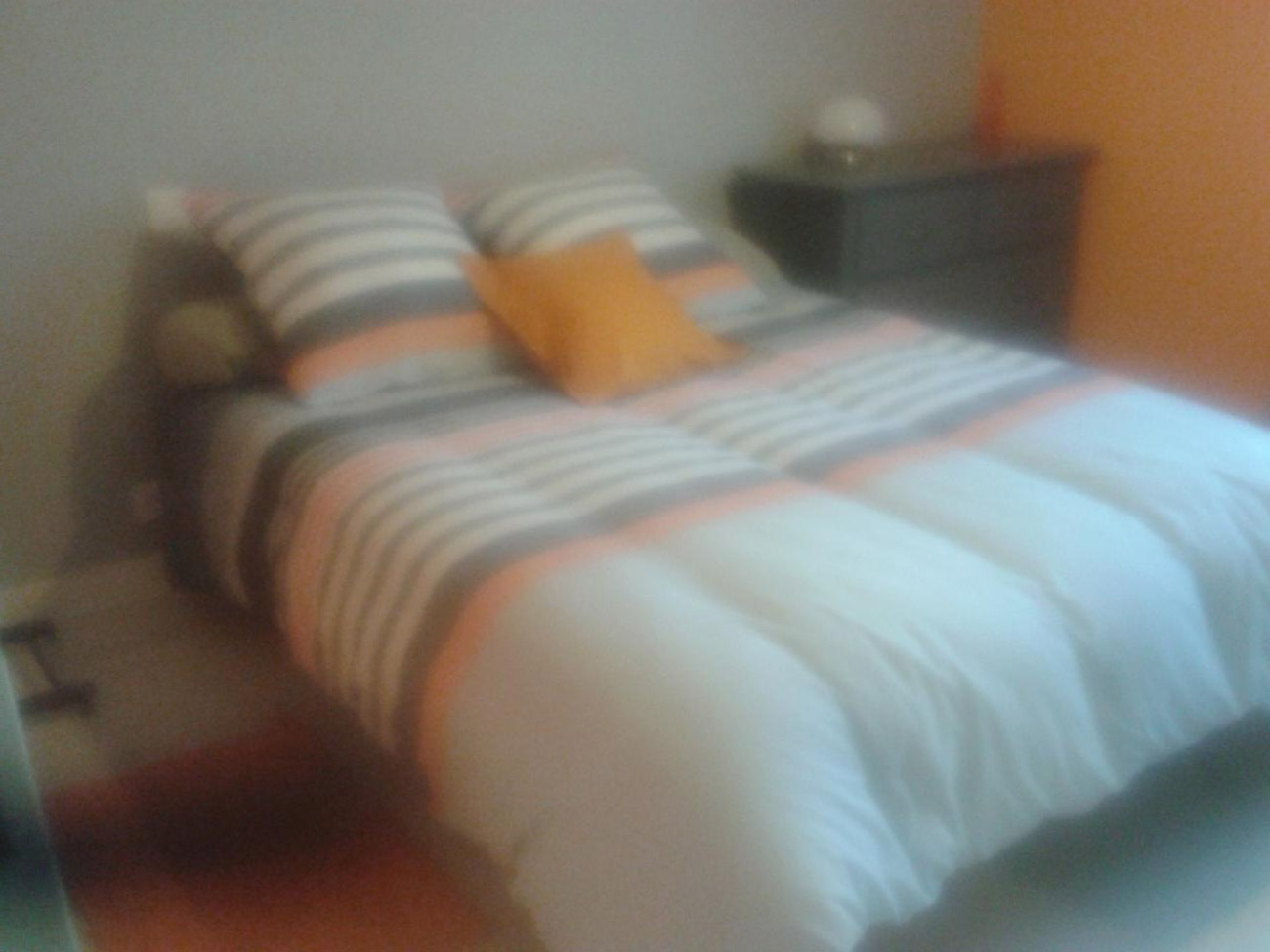 u25_CHAMBRE ORANGE2.jpg